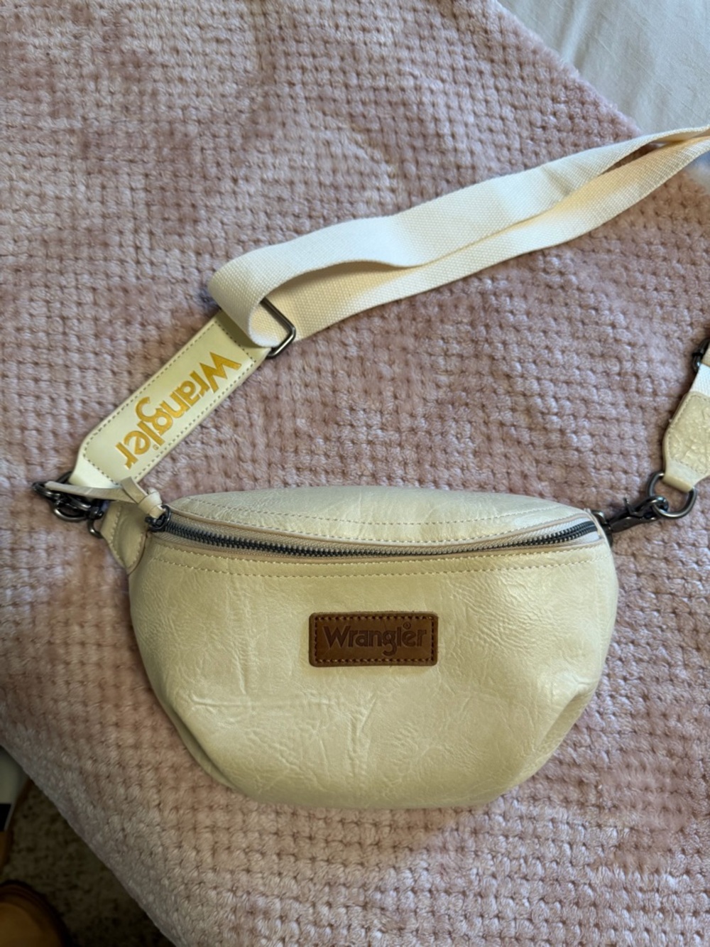 Wrangler Cream Crossbody Belt Bag with Branded Patch